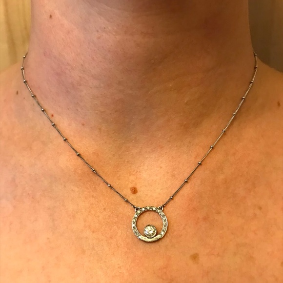 Unbranded Designer Jewelry - 14K White Gold Necklace with Diamond Pendant